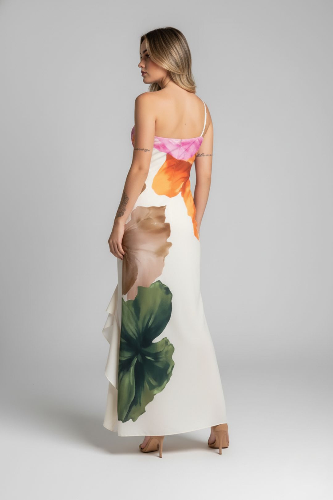 Vestido Floral Assimétrico