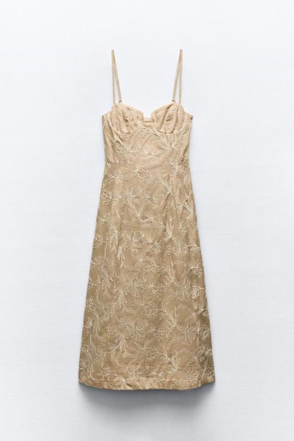 Vestido Midi Bordado Floral